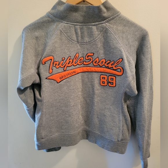 Triple Five Soul vintage womans zipper hoodie. Size small. - Picture 2 of 5